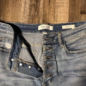 Judy Blue women’s  Faded Blue Skinny Jeans 13/31